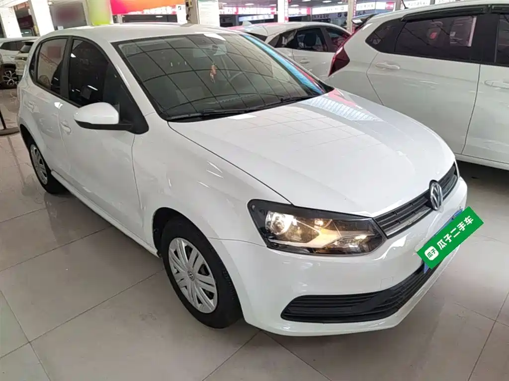 Volkswagen Polo 2016 1.4L Automatic Trend фото 4