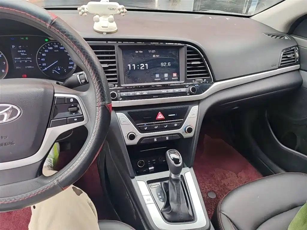 HYUNDAI LEAD