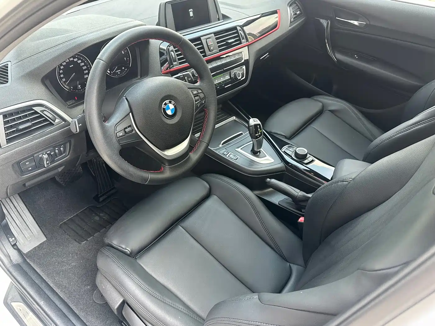 BMW 1 Series (Import) 2019 2018 118i Sport Design Package
