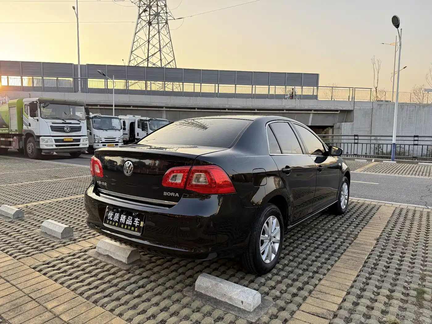 Volkswagen Bora 2012 1.6L Automatic Luxury Model фото 8