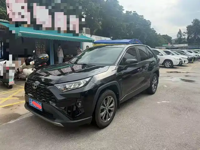 Toyota RAV4 2.0L CVT, моноприводный, Style
