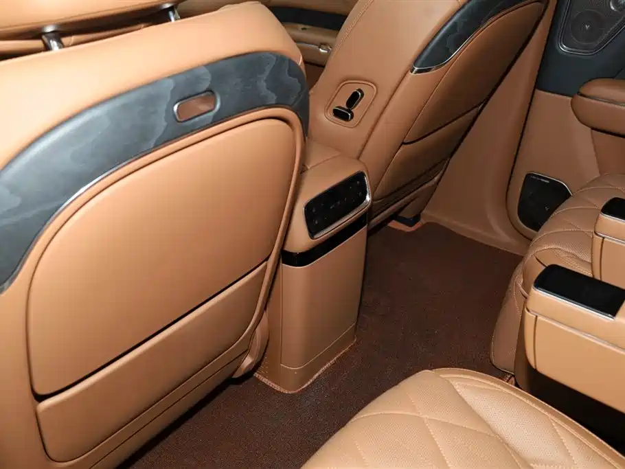 Voyah Auto VOYAH Taisan 2026 Model Base фото 23