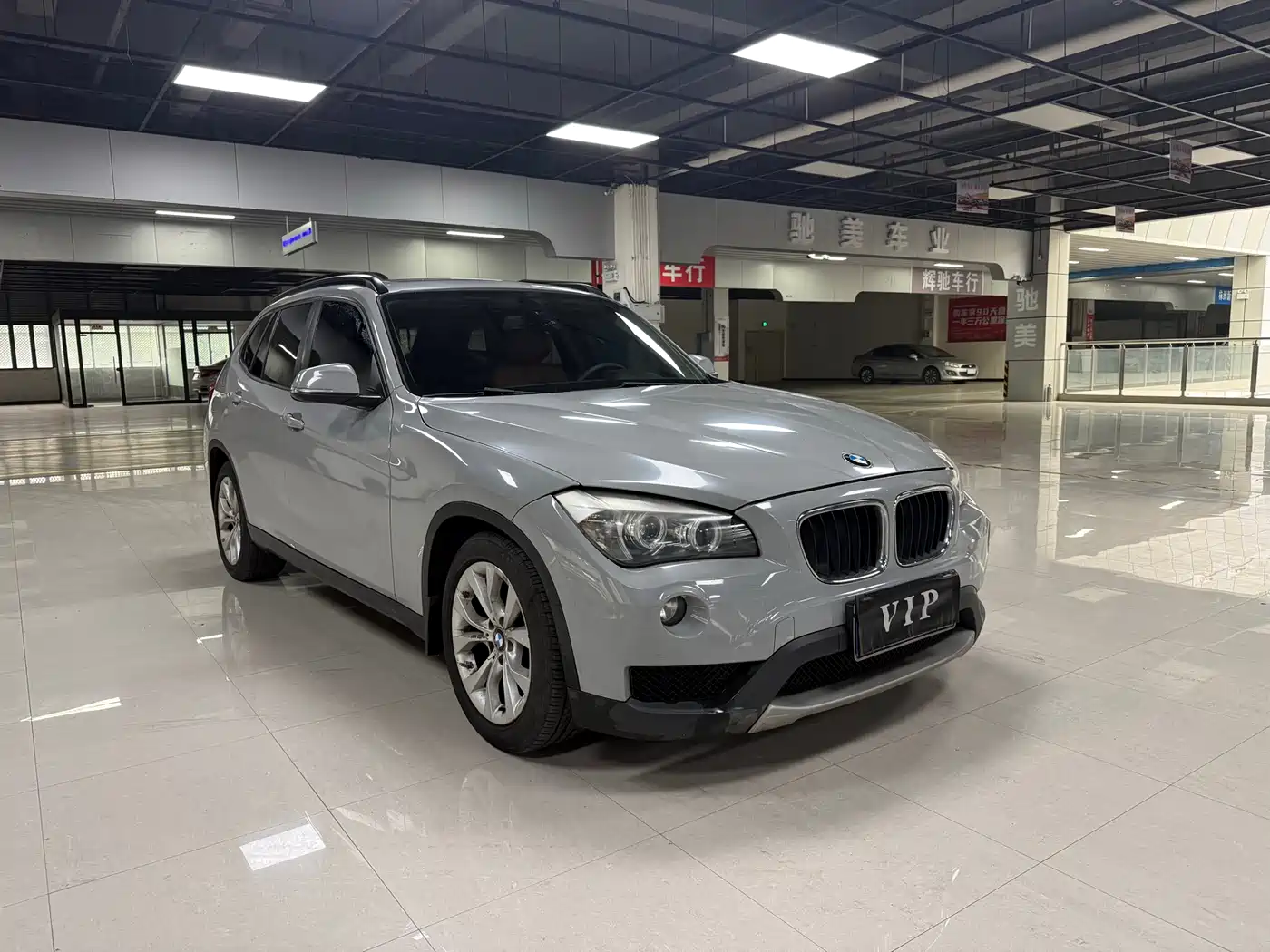 BMW X1 2013 sDrive18i Fashion фото 3