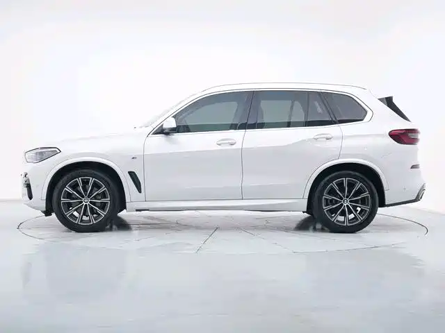 BMW X5 (Import) 2020 xDrive40i M Sport Package фото 4