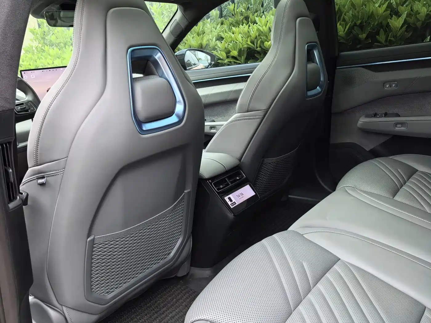 ZEEKR EXTREME KRYPTON 001