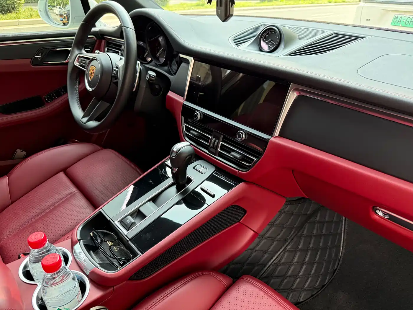 Porsche Macan 2022 Macan 2.0T фото 6
