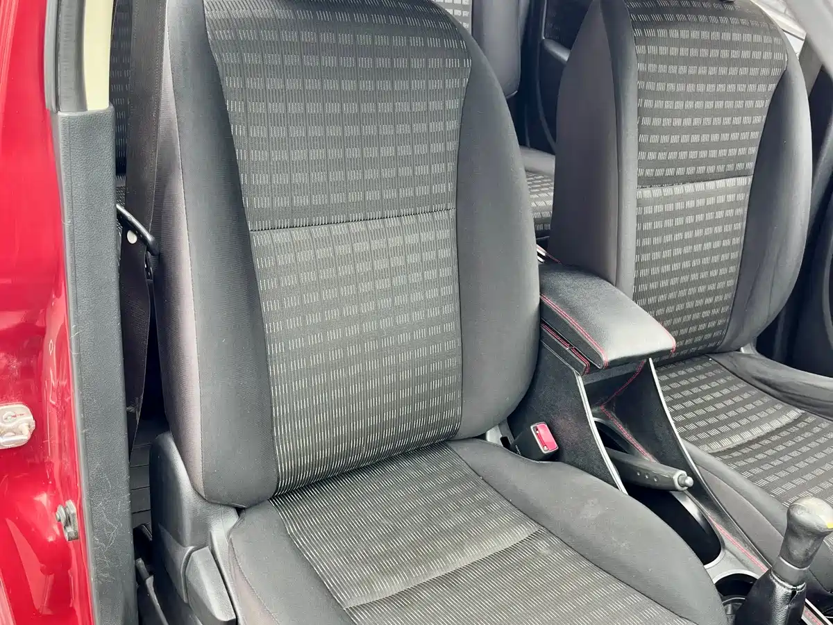 Nissan Livina 2014 2013 Sharp 1.6XL Manual Comfort