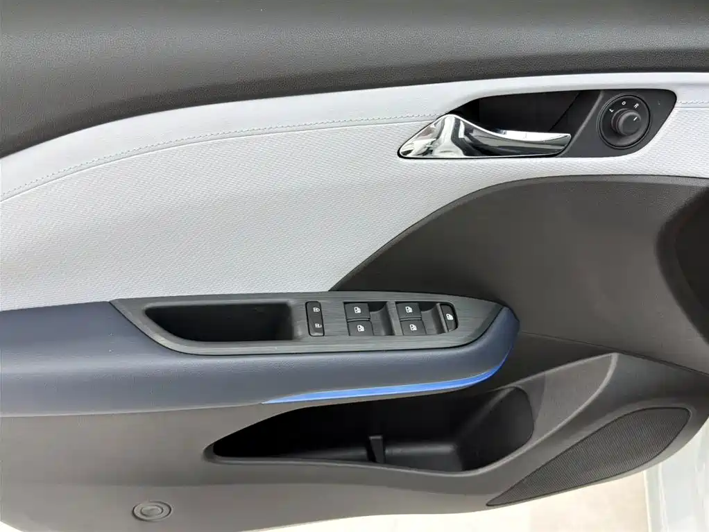 Chevrolet Monza 2023 1.5L Dual-Clutch Enjoyment Edition фото 8