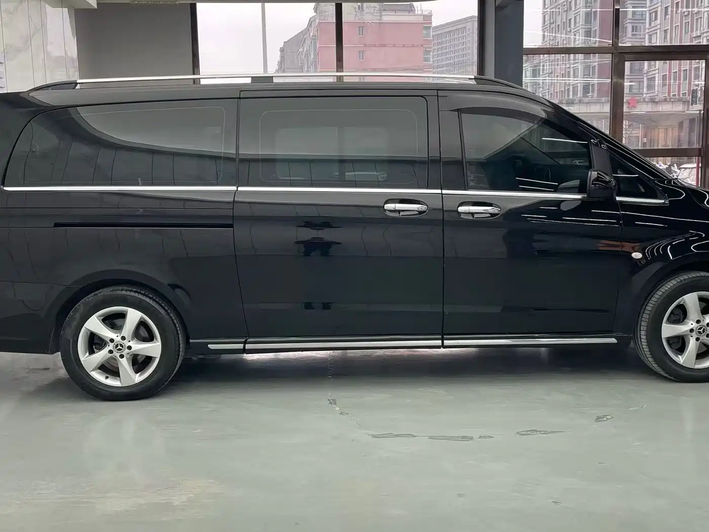 Mercedes-Benz Vito 2018 2.0T Elite Edition 7-Seater China V фото 4