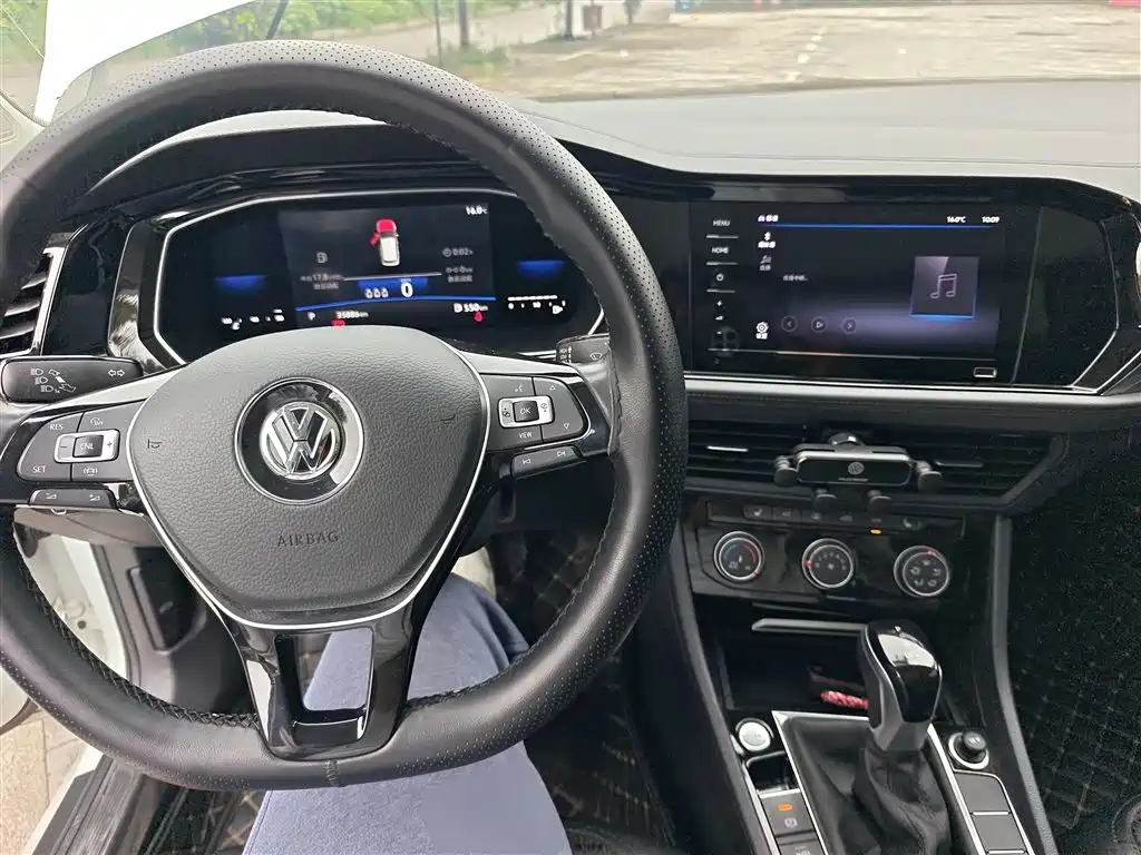 Volkswagen Sagitar 2021 280TSI DSG Surpassing Edition фото 6