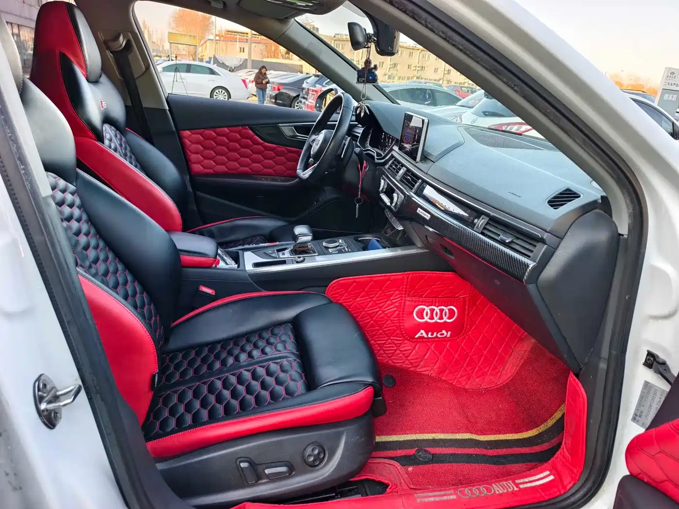 Audi A4L 2019 45 TFSI quattro Sport (China V) фото 17