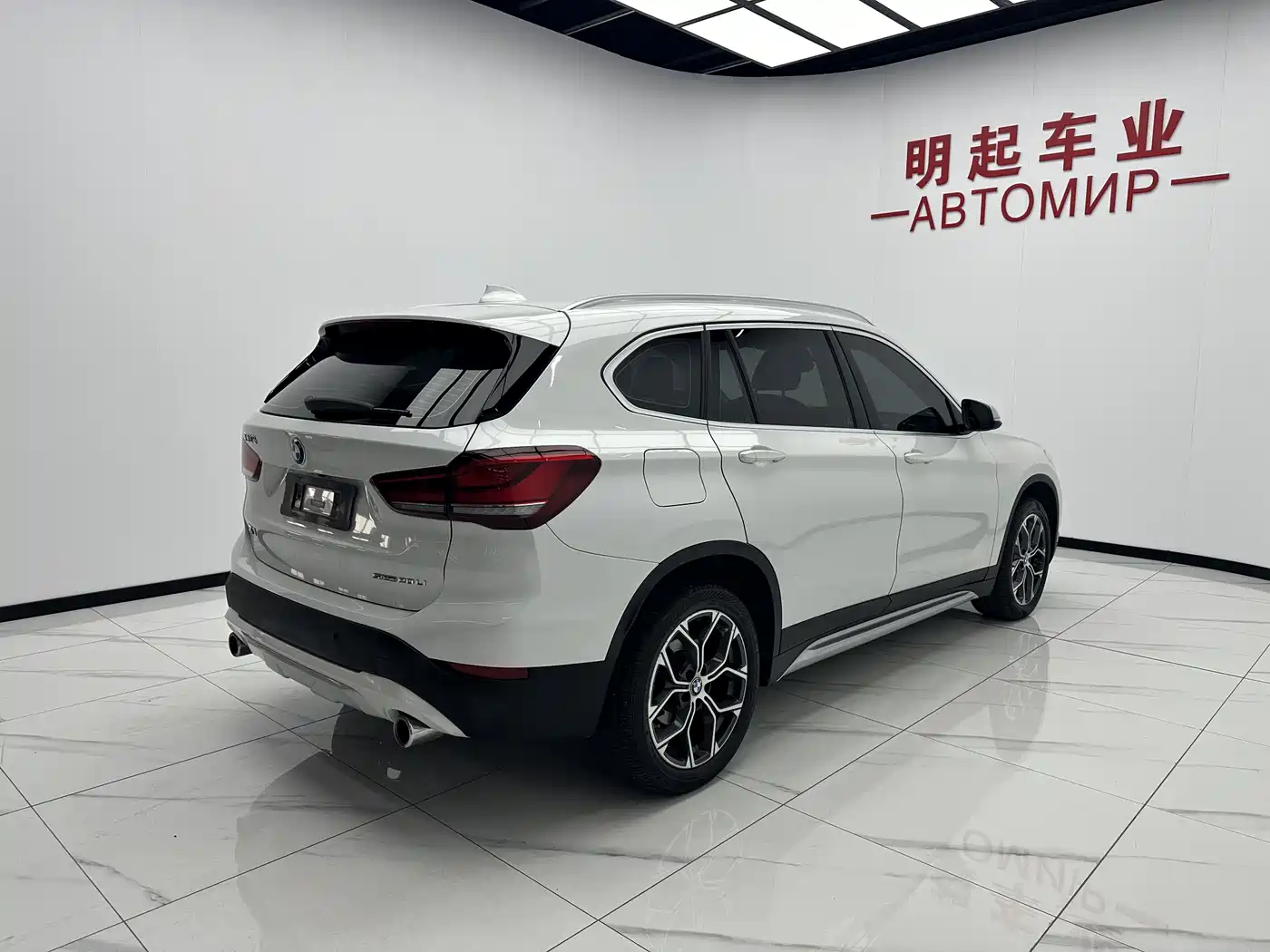 BMW X1 2022 sDrive20Li Premium фото 9