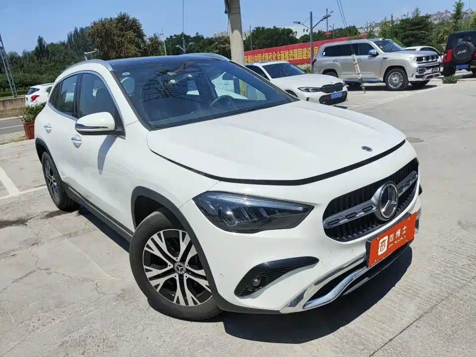 Mercedes-Benz GLA 2024 2024 GLA 220
