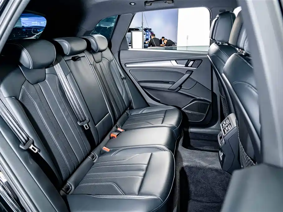 Audi Q5L 2024 Model 45 TFSI Luxury Dynamic фото 23