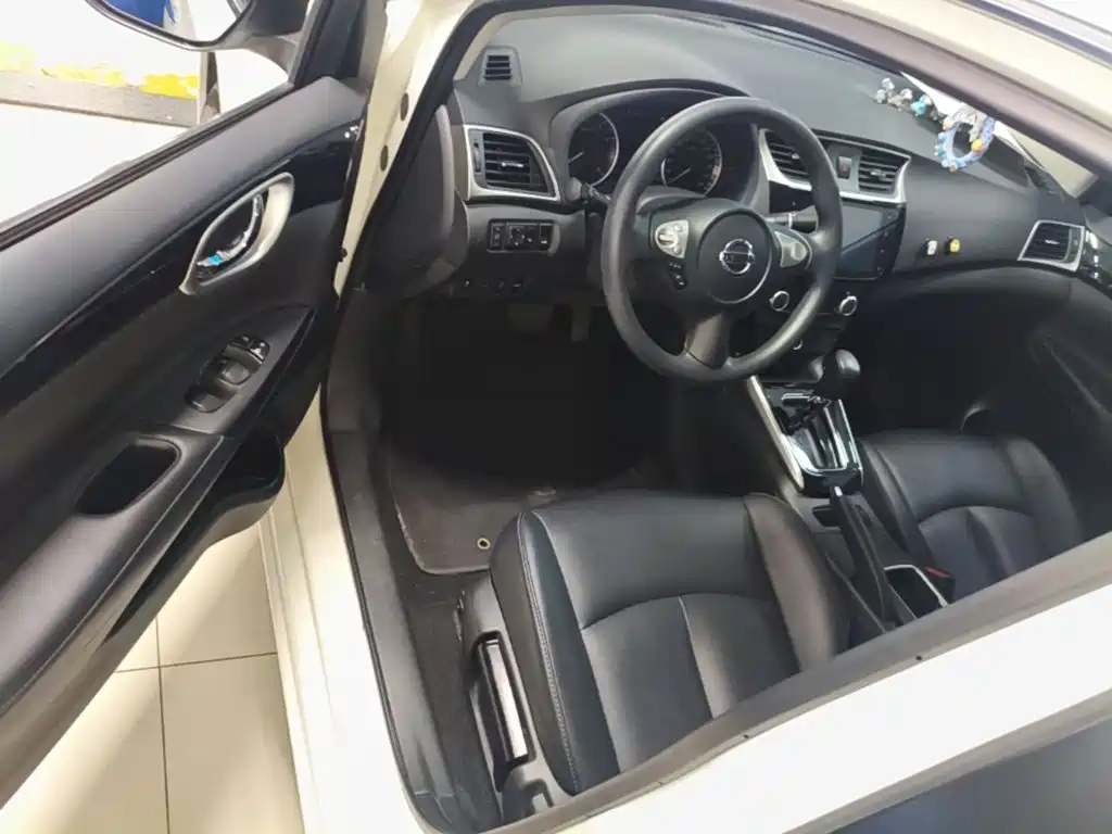 Nissan SYLPHY, миниатюра 12