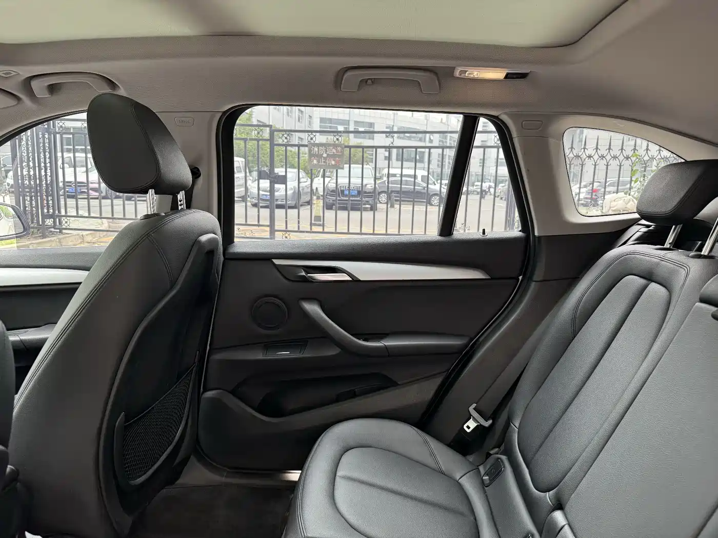 BMW X1 2018 sDrive20Li Leading Model фото 7