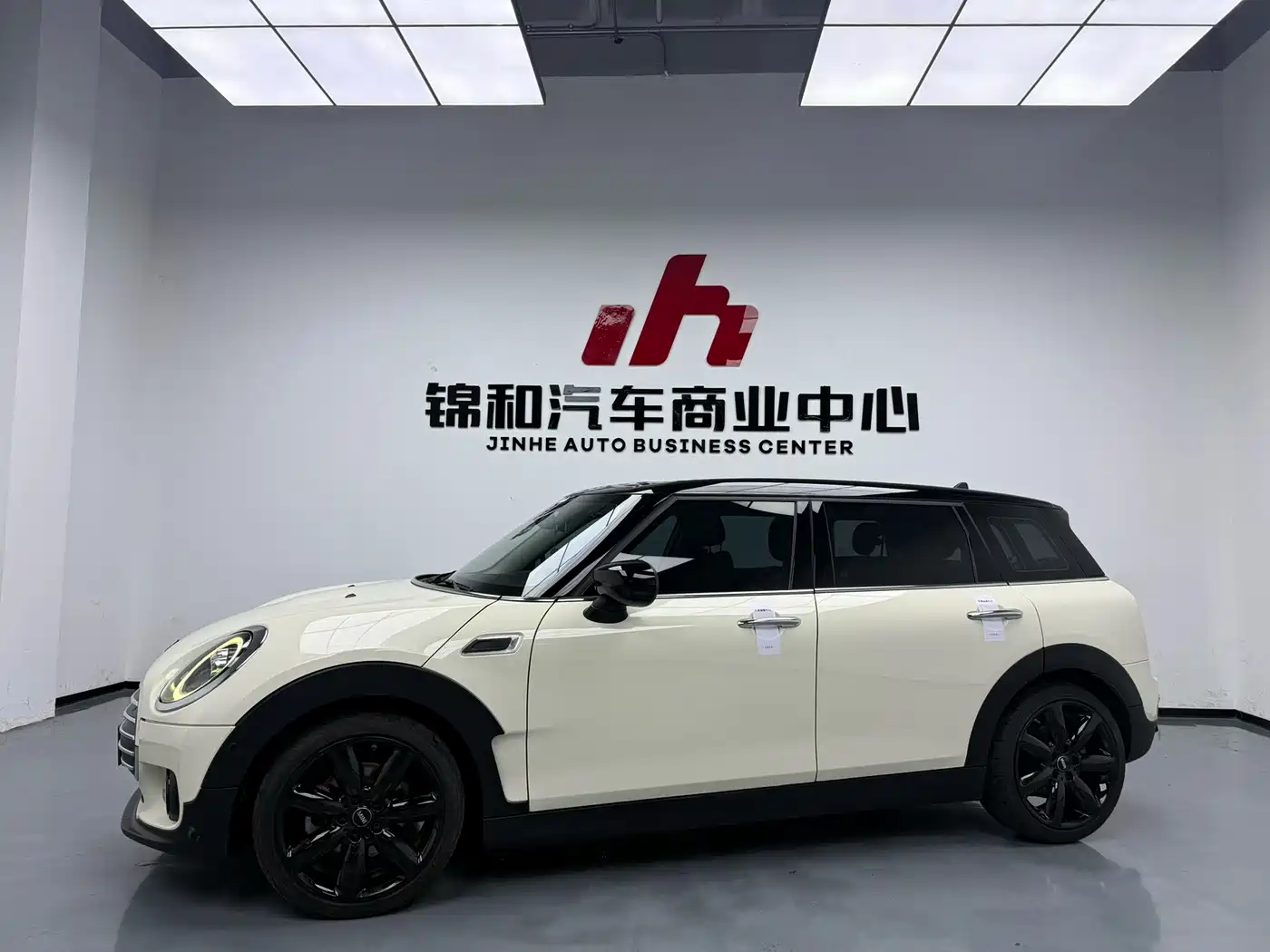 Фото 5 - MINI CLUBMAN
