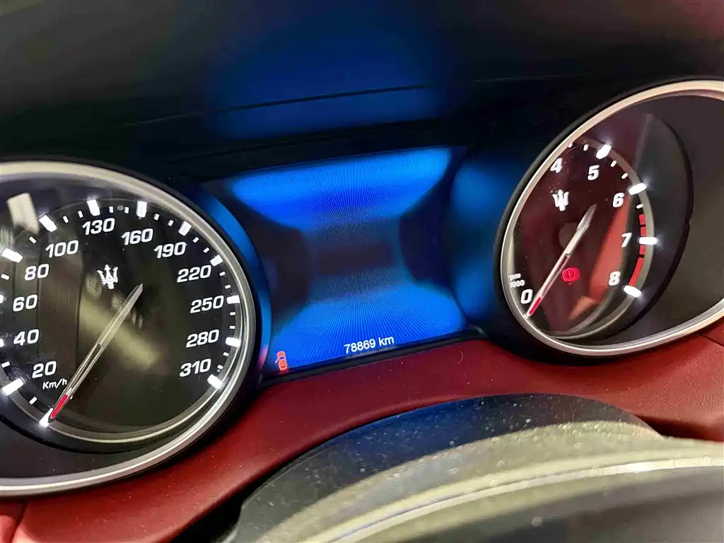 Maserati Levante 2016 3.0T Standard фото 25