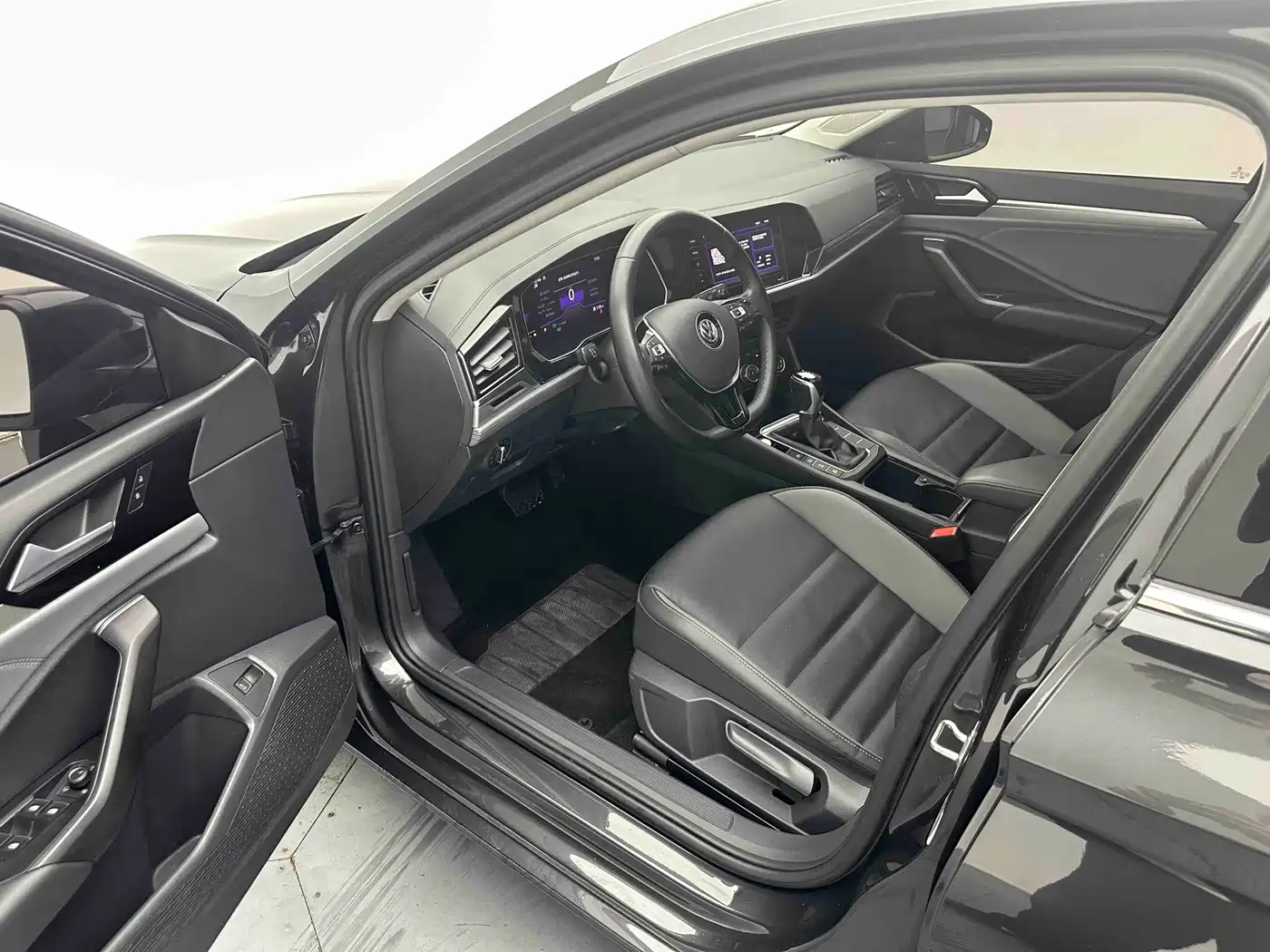 Volkswagen Sagitar 2021 200TSI DSG Comfort Smart Edition фото 9