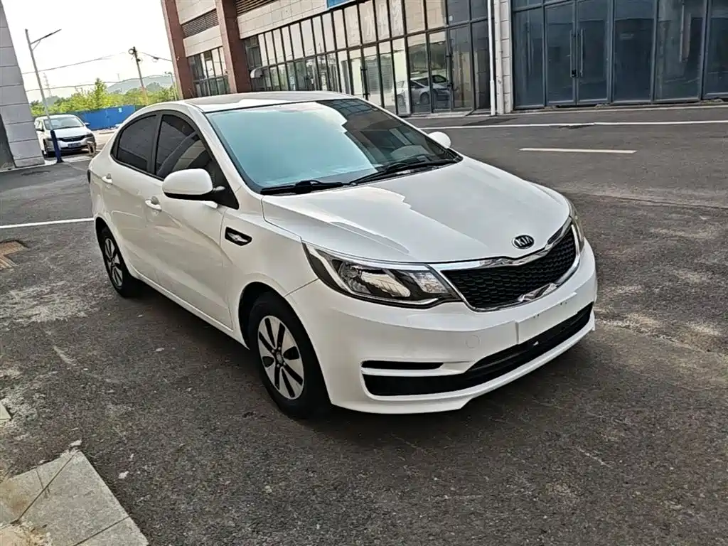 Kia K2 2015 Sedan 1.4L AT GLS фото 4
