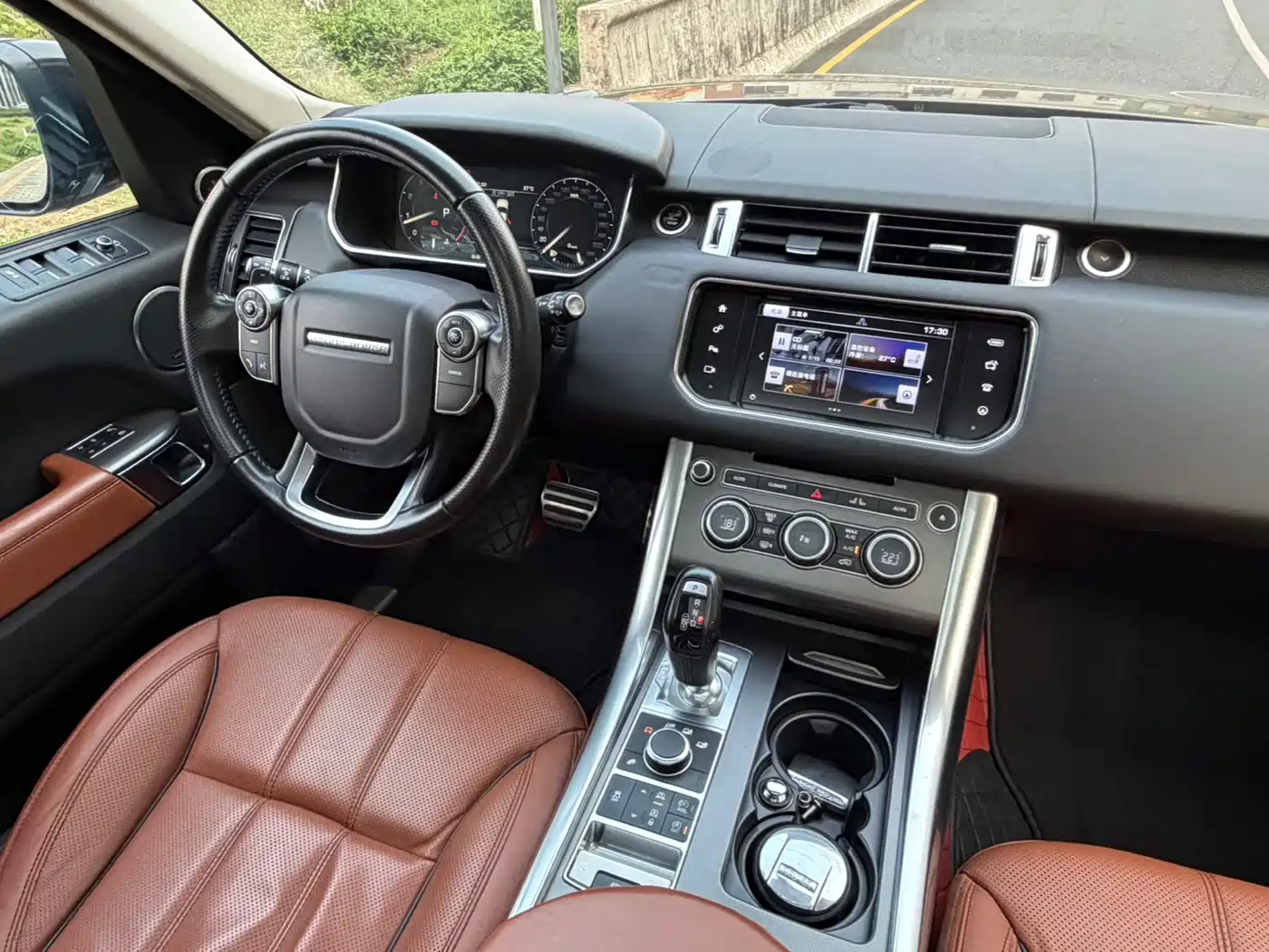 Land Rover Range Rover Sport 2016 Model 3.0 SC V6 HSE фото 13