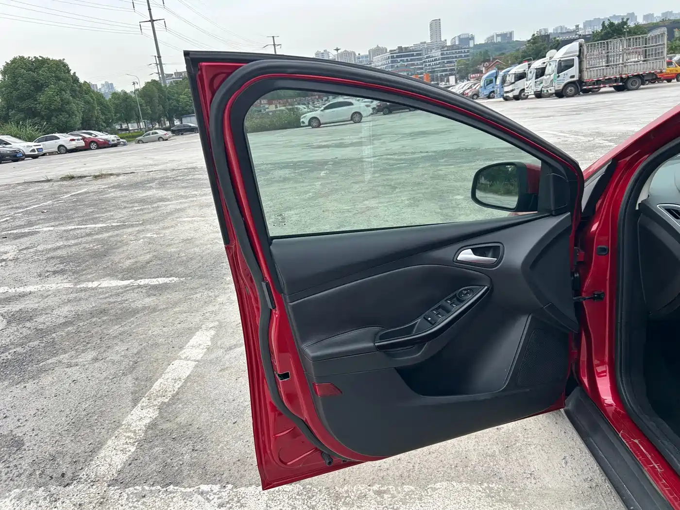 Ford Focus 2012 2012 Hatchback 1.6L Automatic Trend