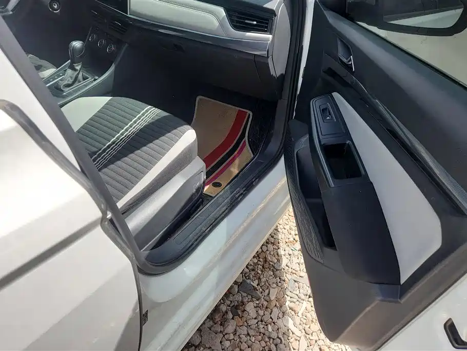 Volkswagen Bora 2023 1.5L Auto Free Ride Limited Edition фото 8