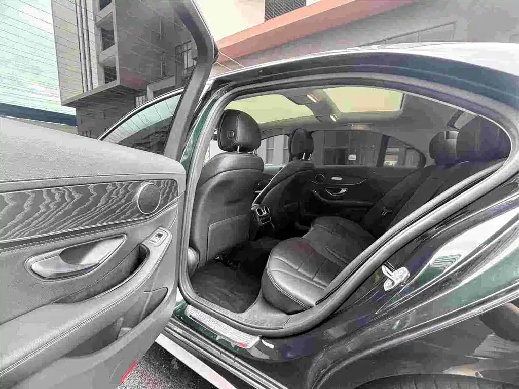 Mercedes-Benz C-Class 2019 C 260 L Sport фото 7