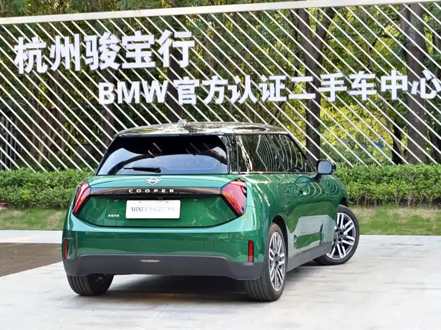 MINI Electric MINI COOPER 2025 2025 Model 456km COOPER E Classic