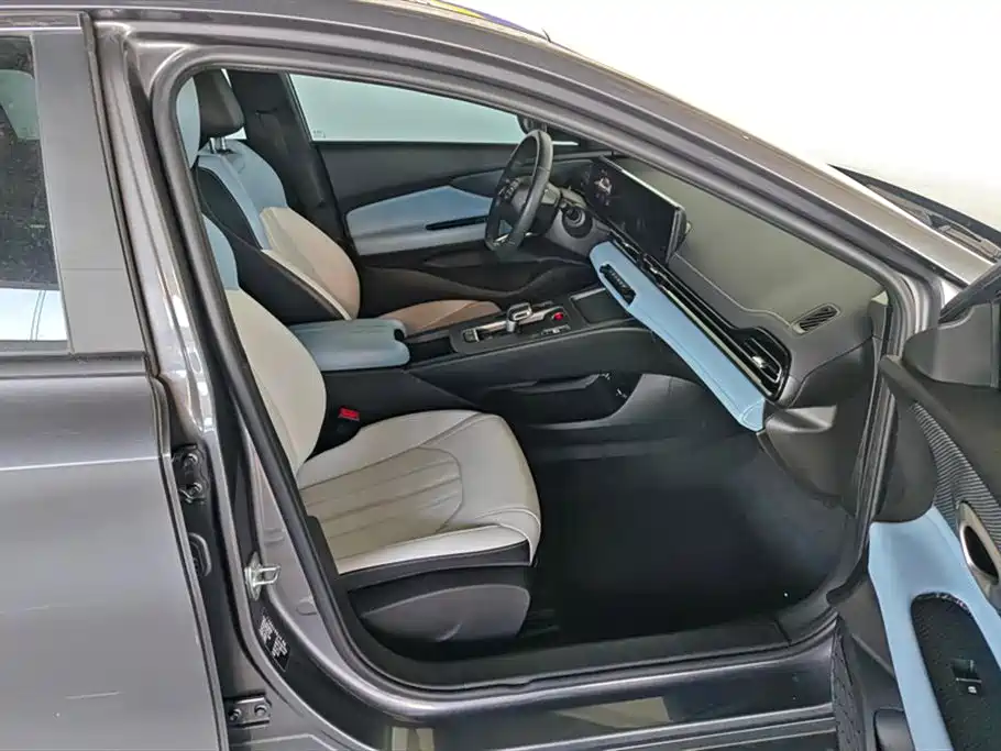 GAC Trumpchi Trumpchi Emkoo 2023 Shadow Leopard H High-Efficiency Hybrid фото 8