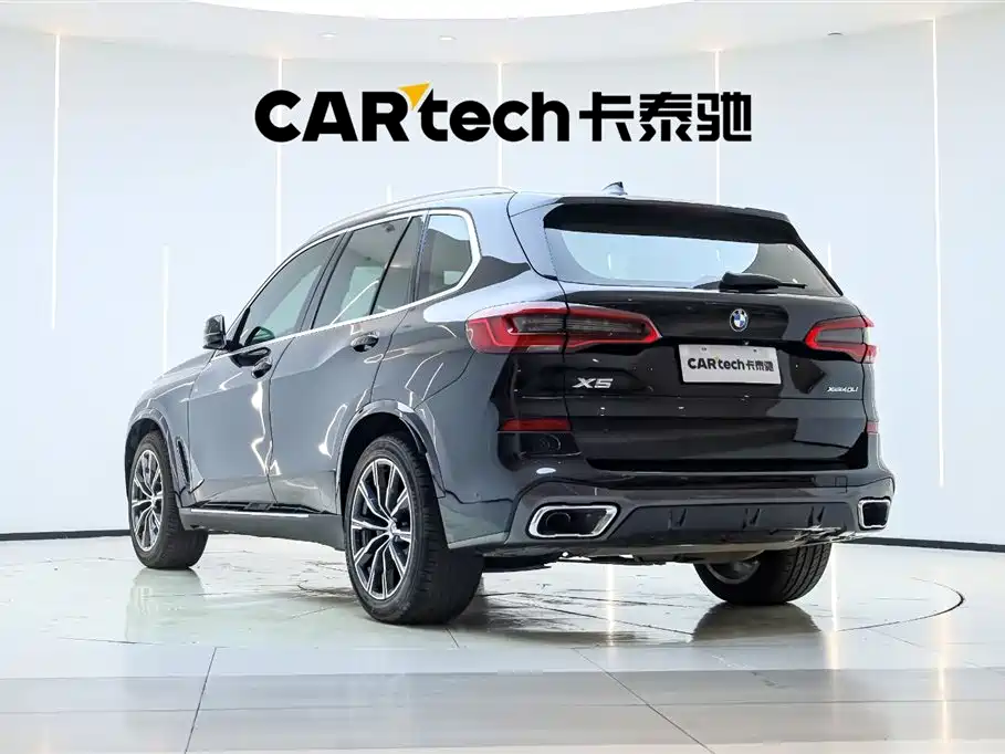 BMW X5 (Import) 2019 xDrive40i M Sport Package фото 8