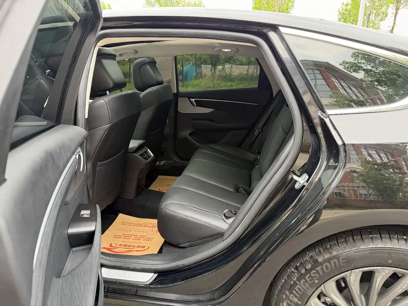Buick LaCrosse 2025 Model 28T Platinum Edition фото 10