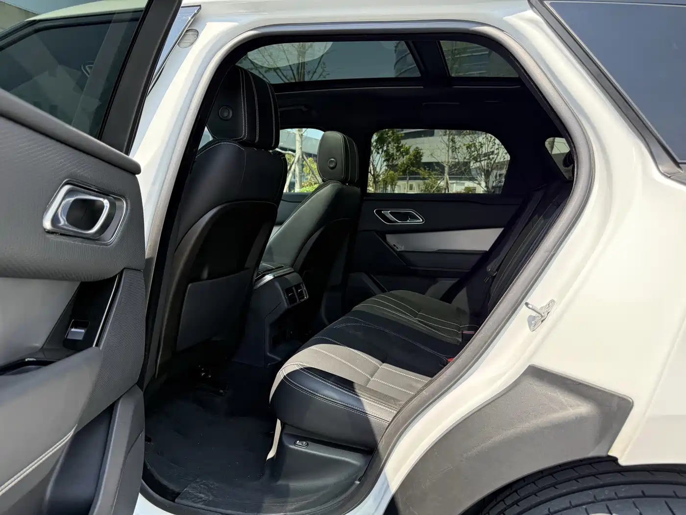 Land Rover Range Rover Velar 2018 P250 S фото 7