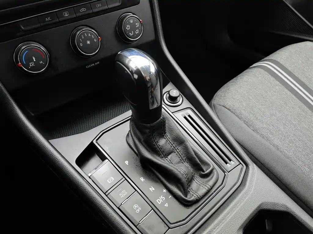 Volkswagen Lavida 2019 1.5L Automatic Trend Edition China VI фото 13