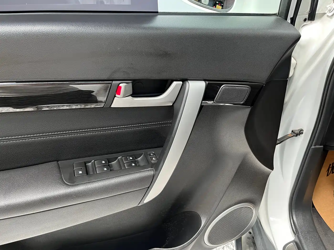 Chevrolet Captiva 2014 2.4L 4WD Flagship 7-seater фото 6