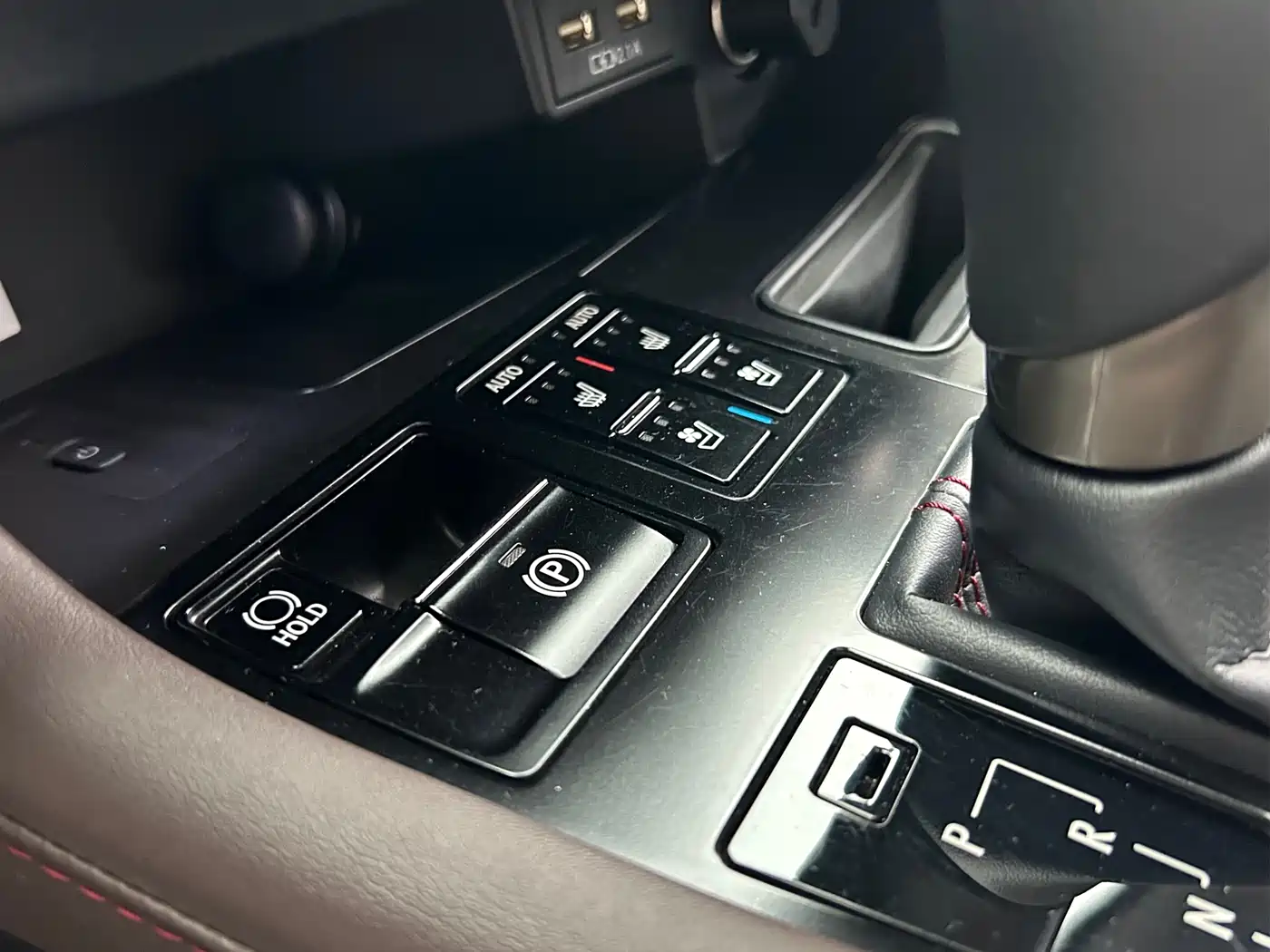 Lexus RX 2020 Facelift 300 2WD Comfort Edition фото 20