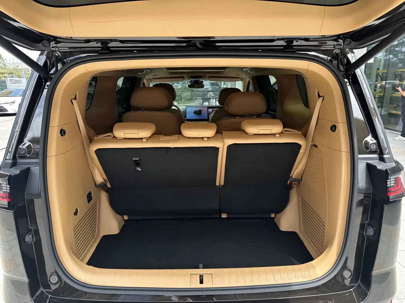 Voyah Auto Voyah Dreamer 2025 PHEV AWD Flagship Kunpeng Edition фото 25