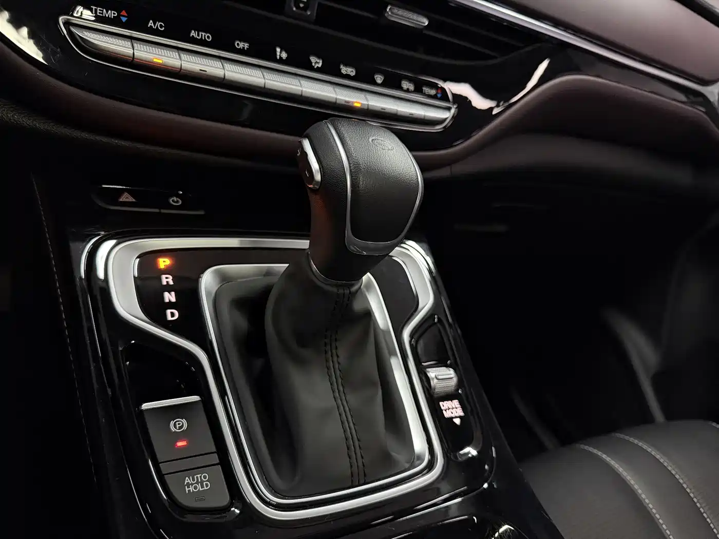 GAC Trumpchi Trumpchi M6 2023 PRO 270T DCT Premium Edition фото 17
