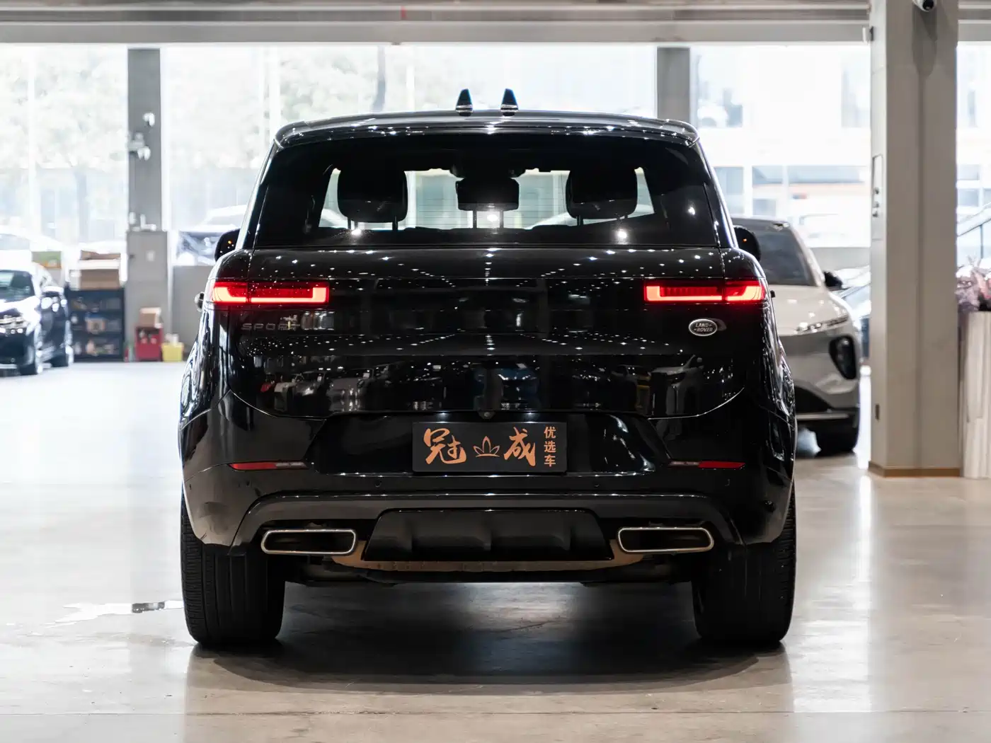 Land Rover Range Rover Sport 2023 400PS Dynamic HSE фото 6