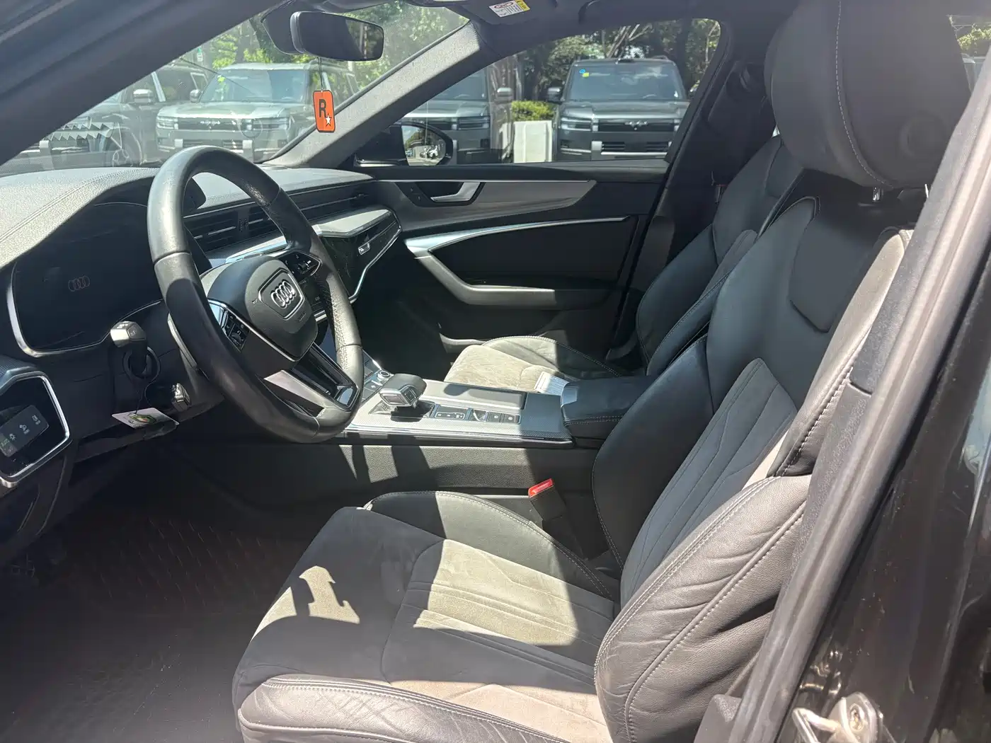 Audi A6L 2020 40 TFSI Luxury Elegance фото 4