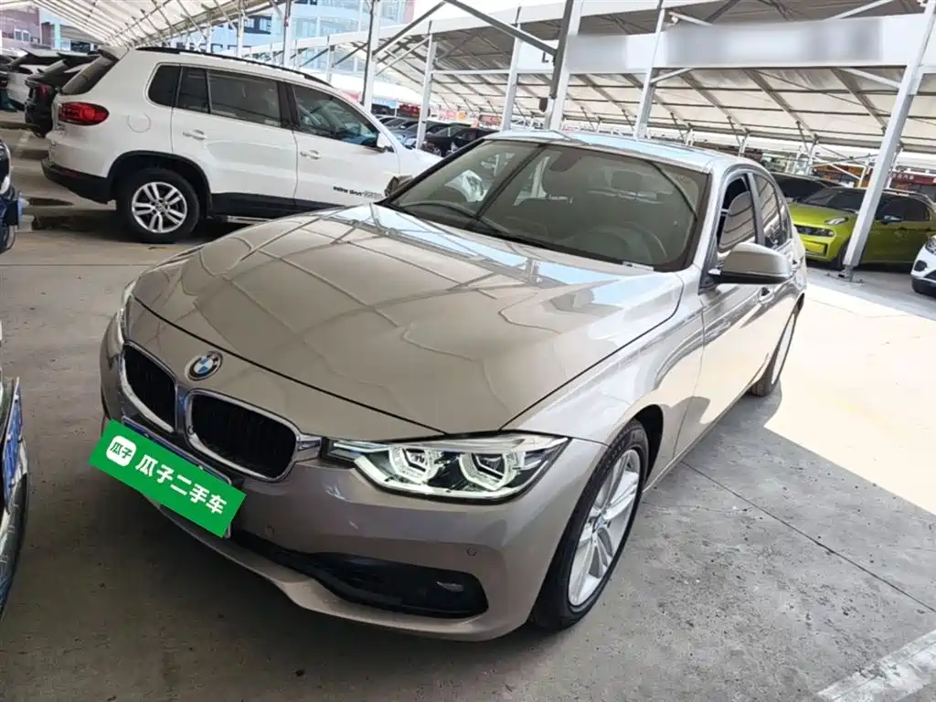 BMW 3 Series 2016 320i Fashion Model