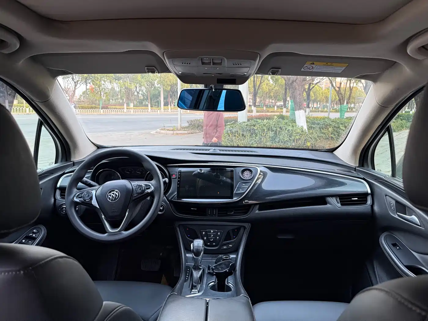 Buick Envision Plus 2017 20T FWD Premium фото 10