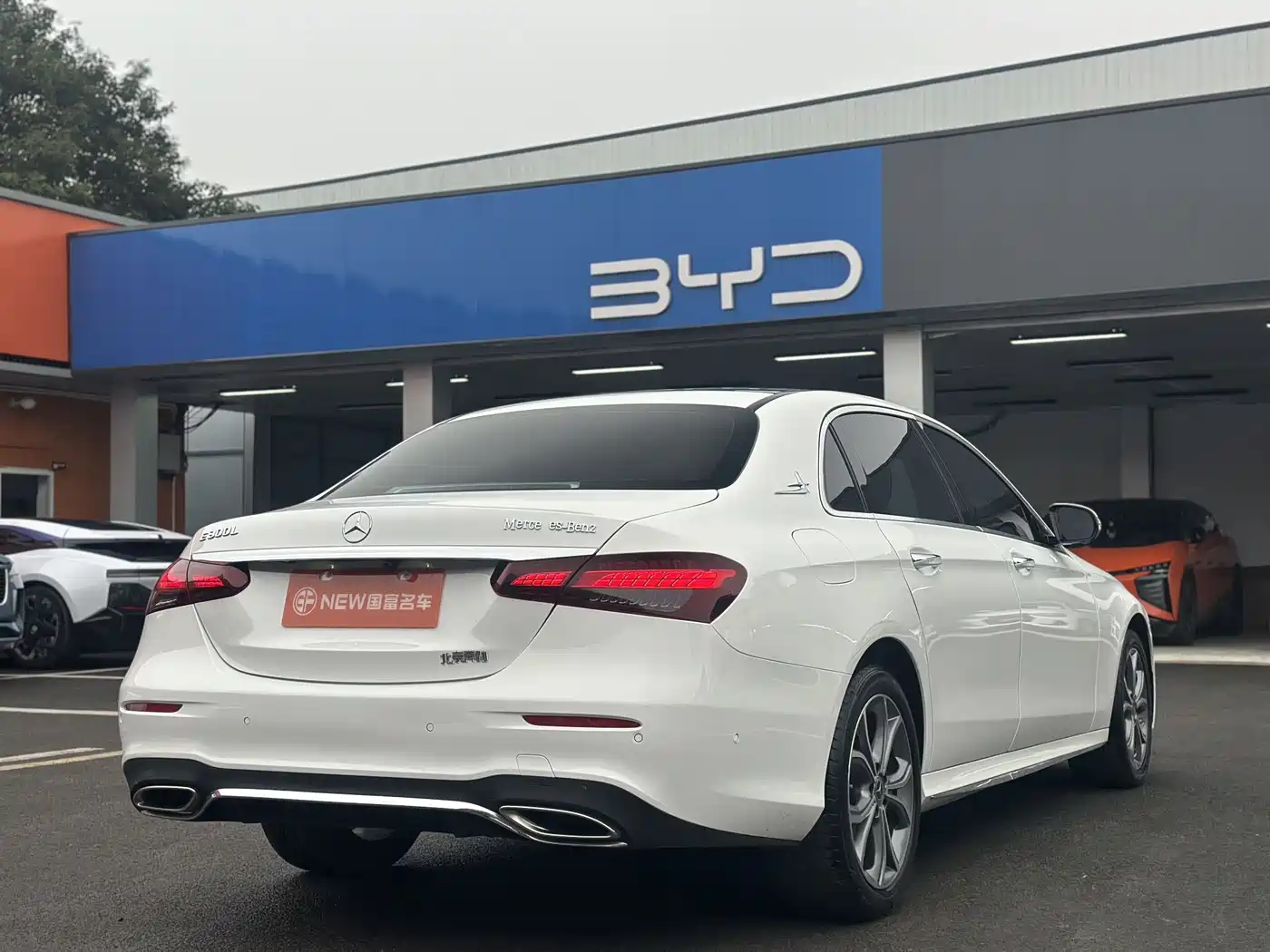 MERCEDES-BENZ E CLASS