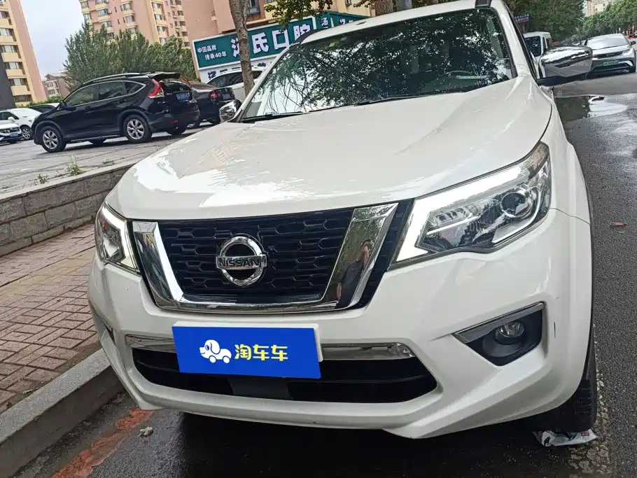 Nissan Terra 2019 2018 2.5L Automatic AWD Flagship