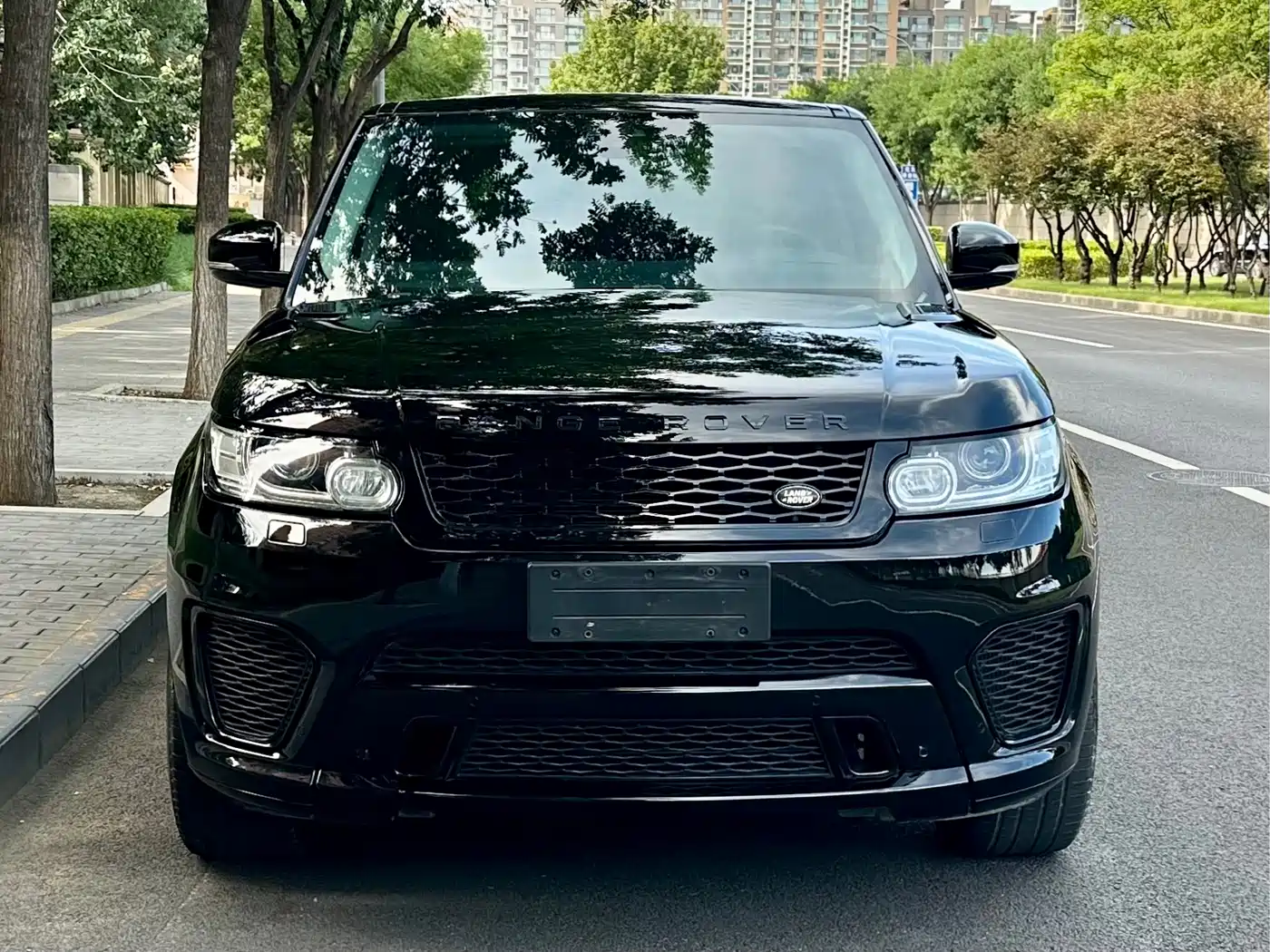 Фото 2 - Land Rover Range Rover Sport