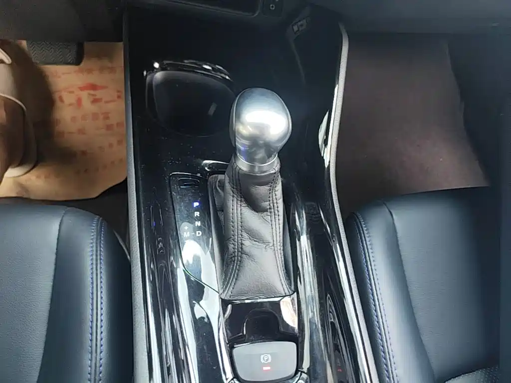 Toyota C-HR 2021 2020 Model 2.0L Leading