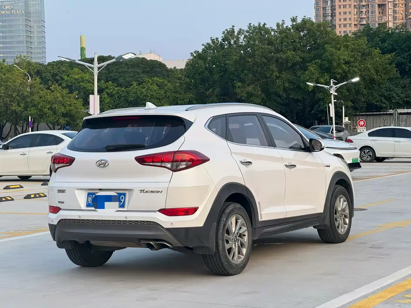 Hyundai Tucson 2015 1.6T Dual Clutch 2WD Smart фото 4