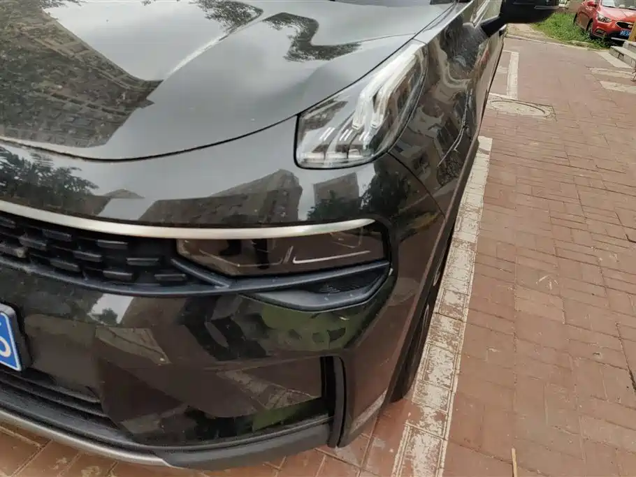 Lynk & Co 01 2021 2.0TD 2WD Pro фото 5