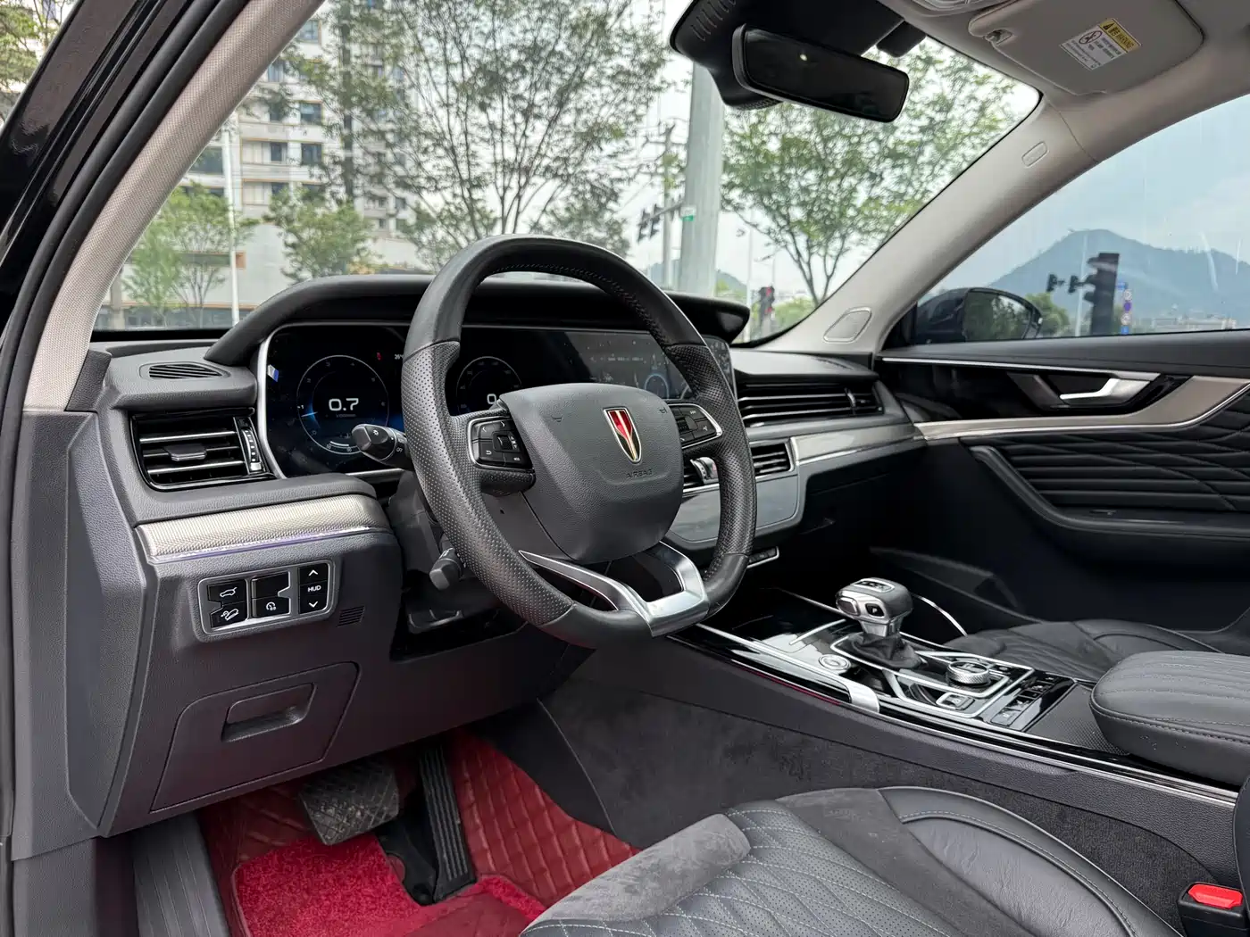 Hongqi HS5 2022 Facelift 2.0T Smart Flag Enjoyment AWD Edition фото 5