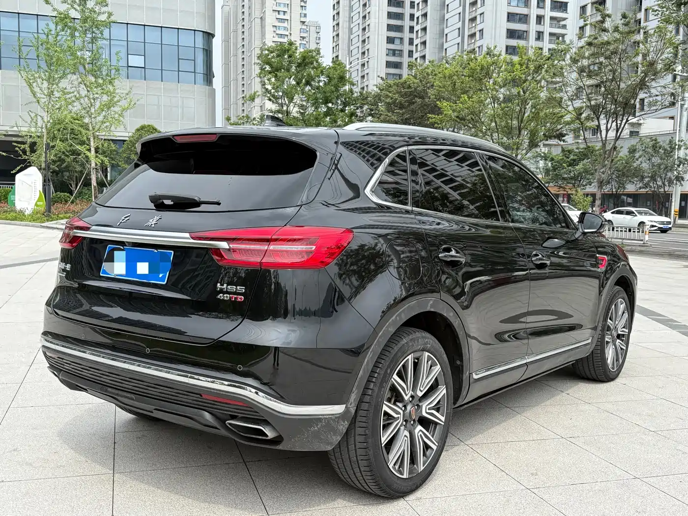 Hongqi HS5 2022 Facelift 2.0T Smart Flag Enjoyment AWD Edition фото 23